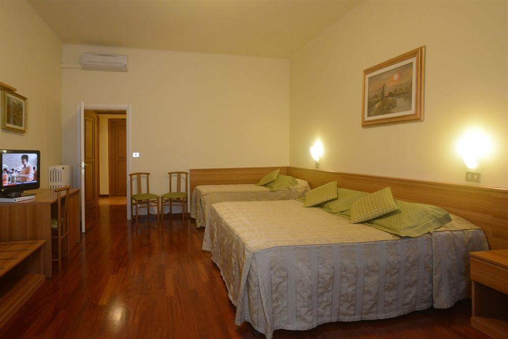 Hotel Colomba Florence Luaran gambar
