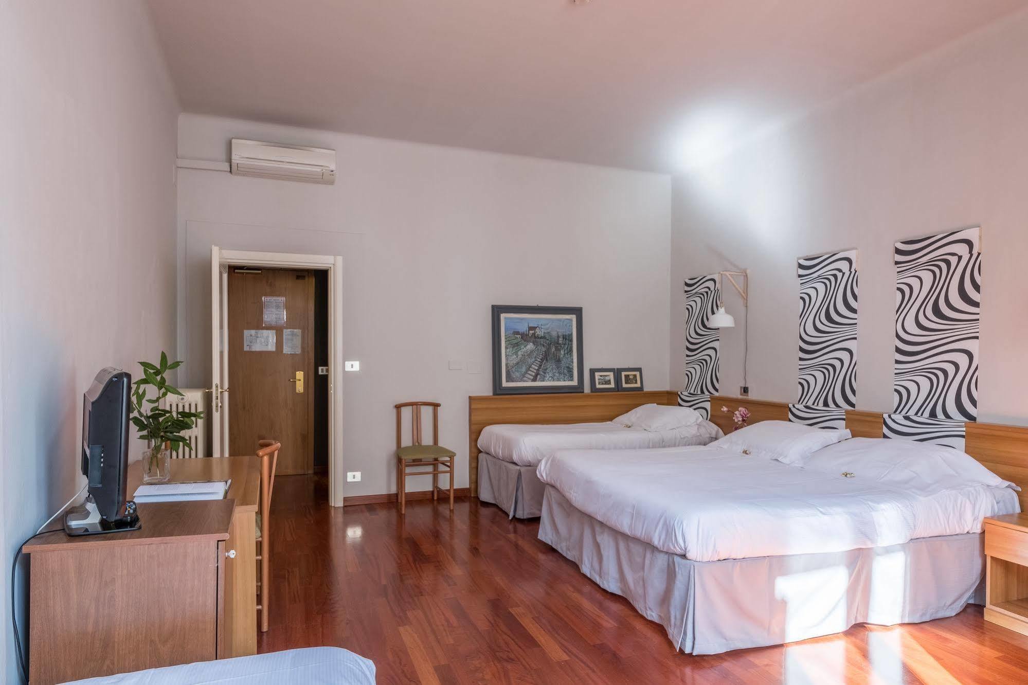 Hotel Colomba Florence Luaran gambar